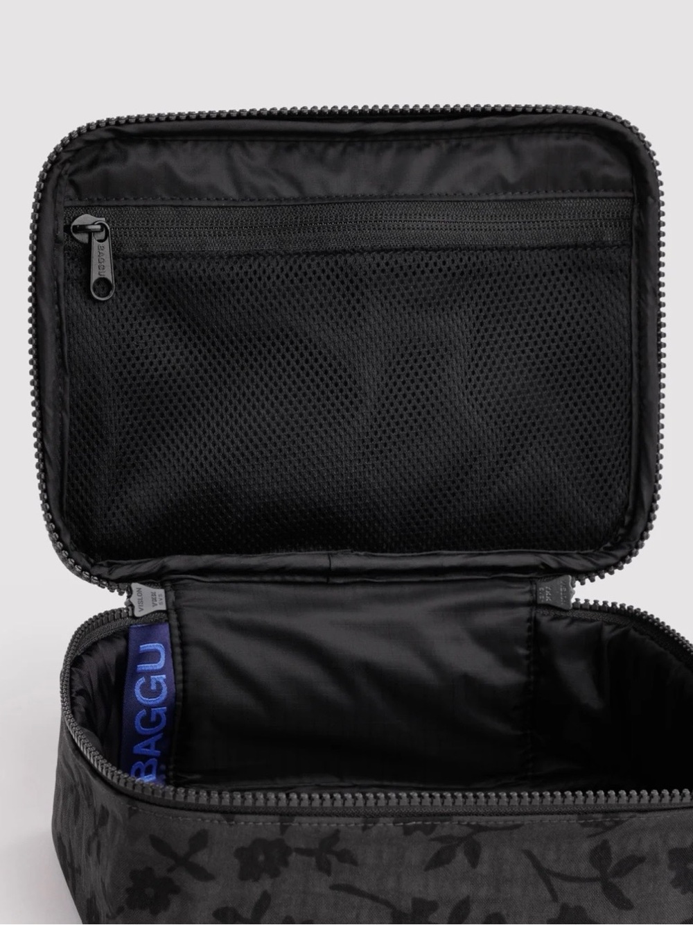 BAGGU Small Cosmetic Case - Picture 3 of 3
